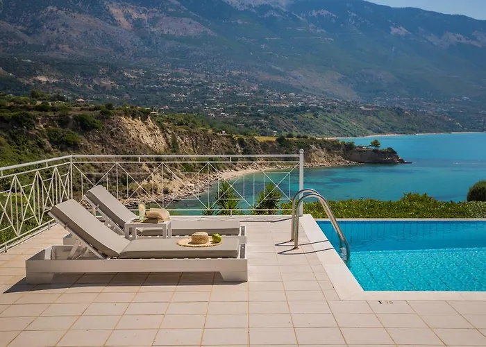Thalassa Kefaloniaprivatevillas * Трапезаки